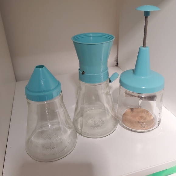 Androck 3 piece vintage teal kitchen gadget set - Picture 1 of 2